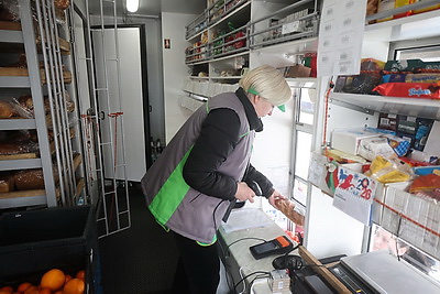 От конкуренции выигрывает покупатель. Как соседствуют на селе магазины и автолавки разных собственников