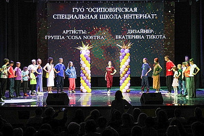 \"Цветные сны\" в Минске: особенный модный показ объединил более 250 детей