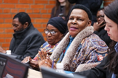 Парламентская делегация Зимбабве посетила РНПЦ \"Мать и дитя\" и МТЗ