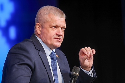 \"Такие встречи дают много полезной информации\". Богодель и Эйсмонт встретились с жителями Молодечно и Новополоцка
