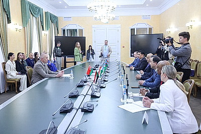 Караев на встрече с представителями дипмиссий: фестиваль культур - символ дружбы