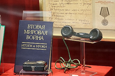 Премьер-министр Беларуси посетил мемориальный комплекс \"Народная память\" в Ашхабаде