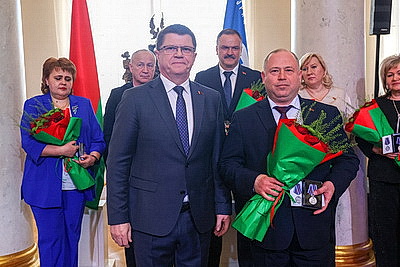 Активные, профессиональные, амбициозные. Более 100 человек получили награды от ФПБ в Минске