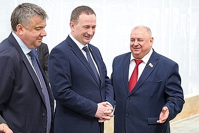 Турчин ознакомился с ходом реализации в Беларуси инвестпроектов по строительству теплиц