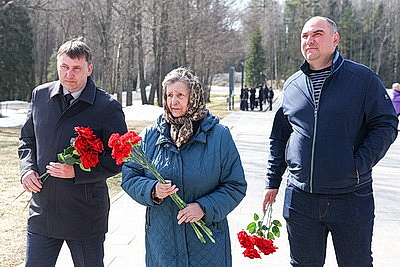 \"Судьба подарила счастье жить…\" Фотодокументальная выставка открылась в музее Хатыни