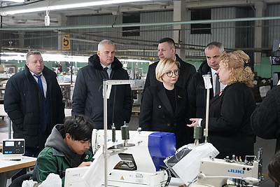 Лазаревич о флагманах \"Беллегпрома\": это технологическая независимость страны