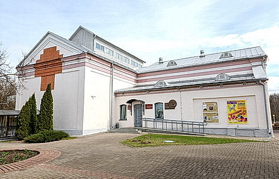 Письмо Гагарина, значки, плакаты. В Витебске открылась посвященная космосу выставка