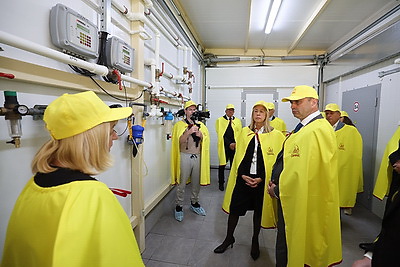 Высокотехнологичный бройлерный цех открыли на Витебской птицефабрике