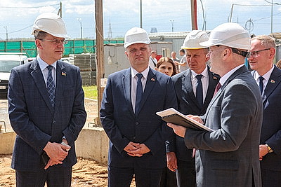 В Минске продолжается строительство новой инфекционной больницы