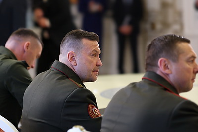 Лукашенко собрал совещание с силовиками. Тема - итоги проверки одной из бригад внутренних войск