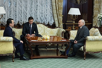 Лукашенко видит потенциал для увеличения вдвое товарооборота с Казахстаном