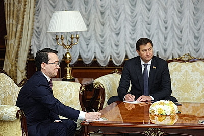 Лукашенко видит потенциал для увеличения вдвое товарооборота с Казахстаном