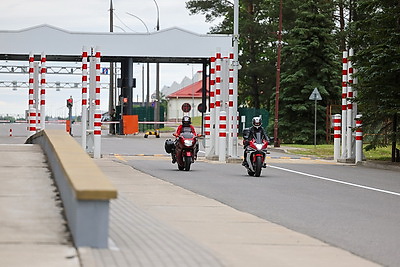 Делегация ОДКБ посетила погранзаставу и пункт пропуска \"Брузги\"