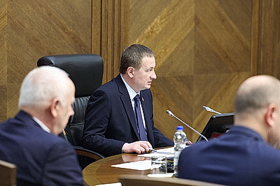 Погода больше не помеха. Правительство нацеливает стройкомплекс на работу на максимуме