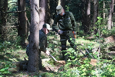 Полевые поисковые работы ведут военнослужащие Беларуси и России в Гродненском районе