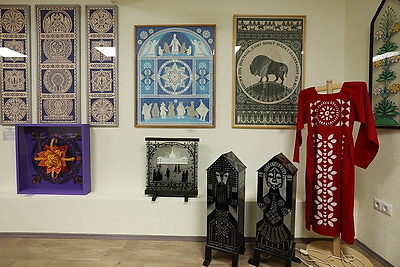 Бумажные кружева. Мастера из Молодечно хранят традиции белорусской вытинанки с уникальным почерком