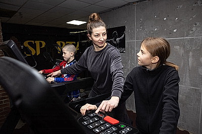 Многодетные родители открыли в райцентре спортивный клуб и растят чемпионов с трех лет