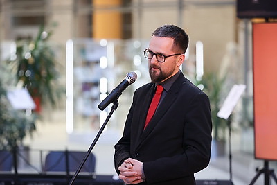 \"Малілася сэрца і голас маліўся\". Вечер памяти Владимира Мулявина прошел в Национальной библиотеке