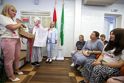 В Беларуси поздравили мам, родивших в День Независимости