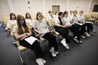 Стартовал проект \"Запусти сердце\". Десятиклассников по всей стране будут учить доврачебной помощи