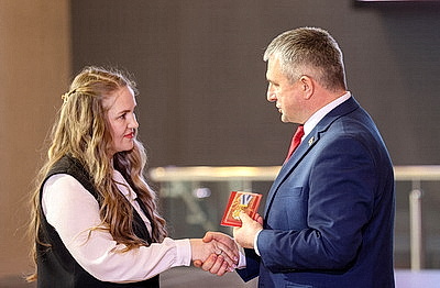 В Гомеле накануне Дня женщин чествовали жительниц региона