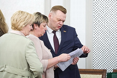 Председателя Совета Компартии Беларуси Камая поздравили в Палате представителей с 90-летием