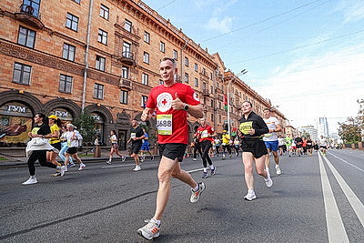 В Минском полумарафоне-2026 поучаствовали 30 тыс. любителей бега из 40 стран
