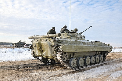 Командир 11-й отдельной мехбригады: военнослужащие показывают уверенные навыки при стрельбе