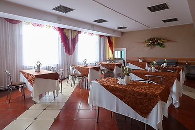 Поделиться теплом. В Клецком районе приняли участников акции \"Подари радость ближнему\"