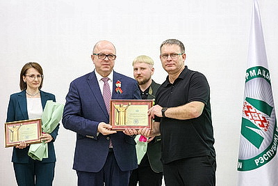 Жук - сотрудникам СМИ: от вашей работы зависит, будет ли мирное небо над головами наших детей