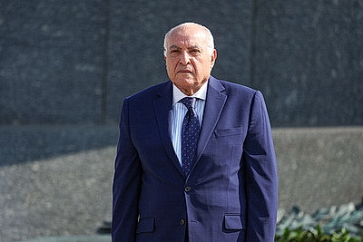 Глава МИД Алжира возложил венок к монументу Победы в Минске