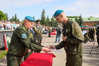 Около 10 тыс. новобранцев приняли военную присягу в Вооруженных Силах Беларуси