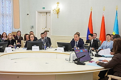 Доля расчетов в национальных валютах между странами ЕАЭС растет