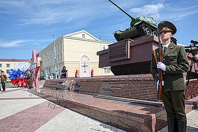 Активизировать деловые контакты, найти новые направления. Стартовал форум \"Гомель-Брянск\"