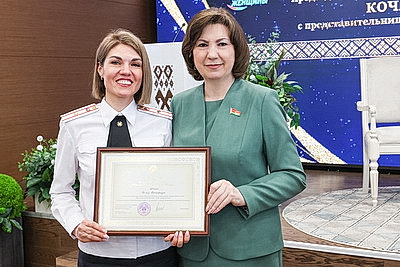 \"С напарниками понимаем друг друга с полуслова\". Единственная женщина-телохранитель в Беларуси о службе