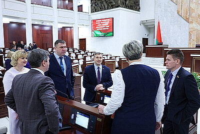 Правительство Беларуси работает над модернизацией системы пособий по уходу за ребенком