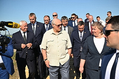 Лукашенко посещает Березовский район