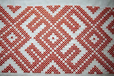 Материалов на 100 лет. Как в Минской области сохраняют традиции местного ткачества