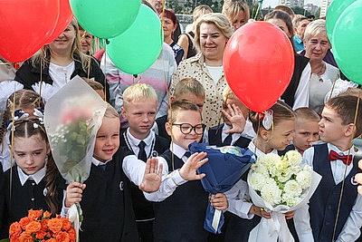 Комфортная, современная и с бассейном: новую школу на 1020 мест открыли в День знаний в Могилеве