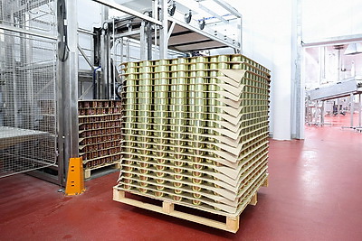 Развитие сырьевой базы и увеличение выпуска продукции. Турчин посетил Оршанский мясоконсервный комбинат
