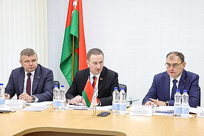 На повестке - перспективы реализации инвестпроектов. Турчин посетил \"БЕЛДЖИ\"