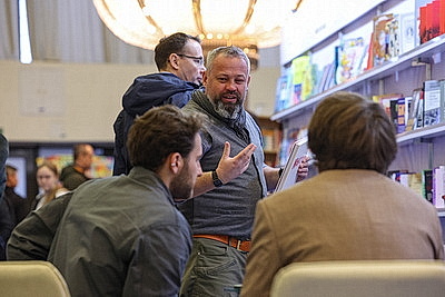 Подведение итогов творческих конкурсов, тематические площадки. В Минске проходит международная книжная выставка-ярмарка