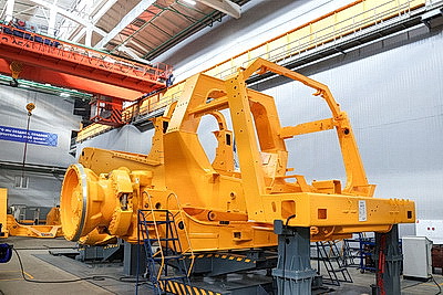 Губернатор Чукотского автономного округа ознакомился с производством БЕЛАЗа