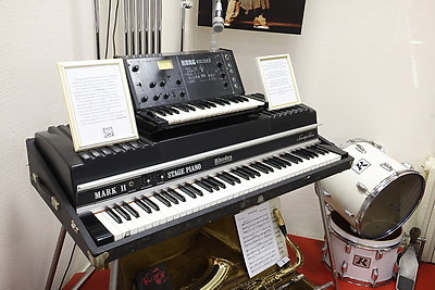 \"Способность трогать душу\". В Минске отметили 85 лет со дня рождения Владимира Мулявина