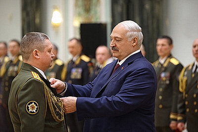 Праздник тех, кто является оплотом мира и стабильности. Лукашенко про День защитников Отечества и ВС