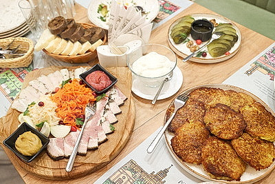 \"Кожная пятніца - роднае, сваё\": в Бресте презентовали сеты белорусских блюд