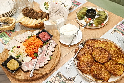 \"Кожная пятніца - роднае, сваё\": в Бресте презентовали сеты белорусских блюд