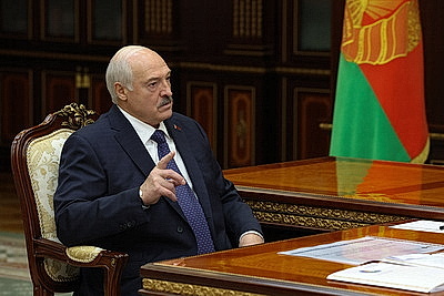 Лукашенко принял с докладом министра образования