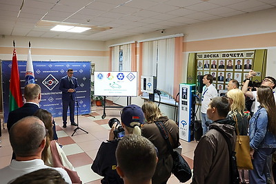 Участники автопробега электротранспорта \"БелАЭС - чистая энергия мирного атома\" проехали путь из Минска в Островец