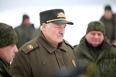 Лукашенко лично проверяет боеготовность Вооруженных Сил